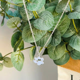 Colar Elegante de Patinha Prateada Feito de Aço Inoxidável