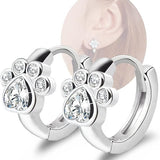 Brincos Pequenos em Forma de Argola com Motivo de Pata – Brincos Huggie para Mulheres