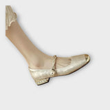 Tainara - Bailarinas elegantes com detalhes sofisticados