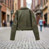 Blusão de couro versátil e de qualidade