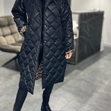 Cristiana  – Casaco acolchoado reversível de comprimento médio com forro leopardo